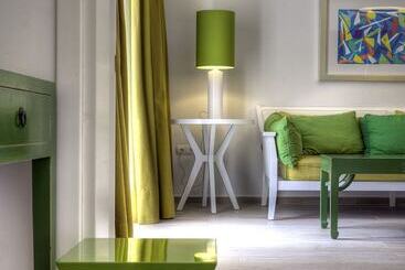 Salvator Villas & Spa