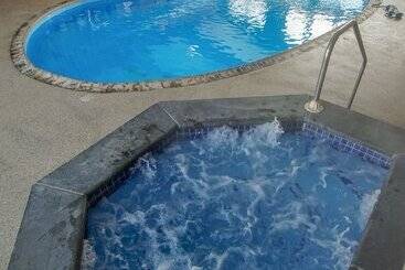 Courtyard Resort