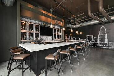 هتل Aloft Charlotte City Center