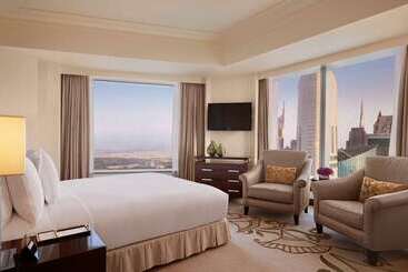 هتل Conrad Dubai