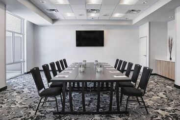 هتل Fairfield Inn & Suites By Marriott Winnipeg