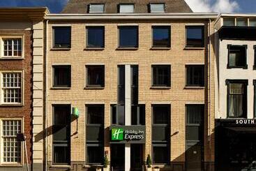 هتل Holiday Inn Express The Hague   Parliament, An Ihg