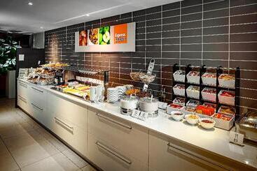 هتل Holiday Inn Express The Hague   Parliament, An Ihg