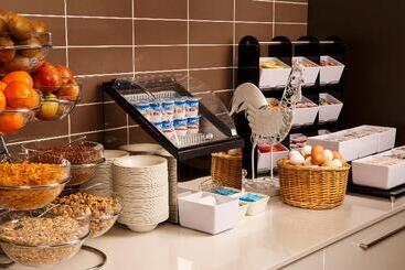هتل Holiday Inn Express The Hague   Parliament, An Ihg