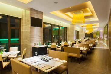 هتل Holiday Inn Nanyang By Ihg