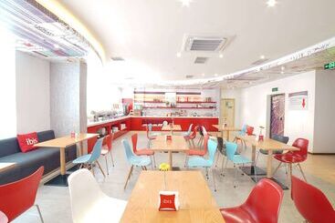 هتل Ibis Chengdu Kehua