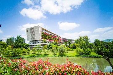 هتل Intercontinental Heilong Lake By Ihg