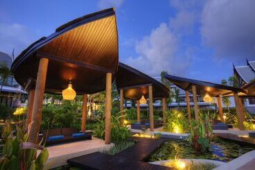 هتل Natai Beach Resort