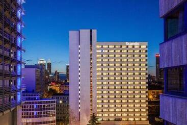 هتل Scandic Frankfurt Museumsufer