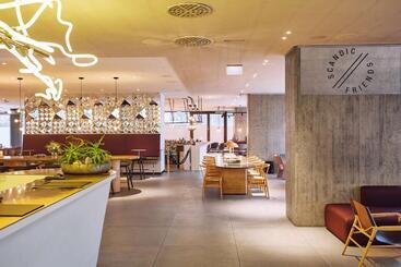 هتل Scandic Frankfurt Museumsufer