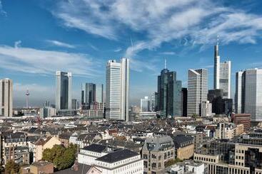 هتل Scandic Frankfurt Museumsufer
