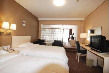 هتل Super8 Anyang Hongqi Road