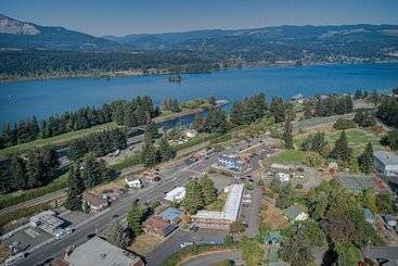 מוטל Columbia Gorge Inn