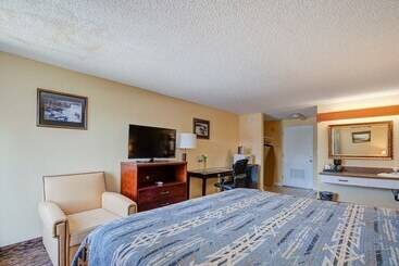 מוטל Columbia Gorge Inn