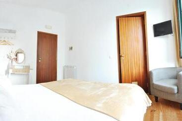 اقامتگاه Hospedaria Pielas