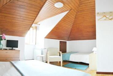 اقامتگاه Hospedaria Pielas