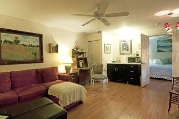 Sabal Palm House Bed And Breakfast