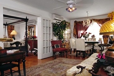 Sabal Palm House Bed And Breakfast