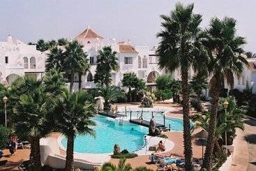 Apartamentos Golf Center