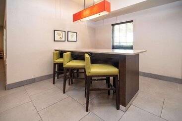 Country Inn & Suites By Radisson, Rocky Mount, Nc