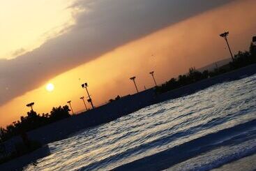 Dreamworld Resort, Hotel & Golf Course