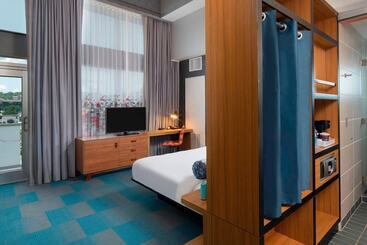 ホテル Aloft Birmingham Soho Square