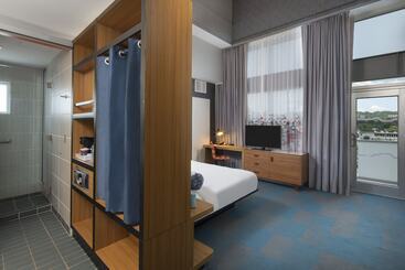 ホテル Aloft Birmingham Soho Square
