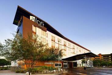 ホテル Aloft Tempe