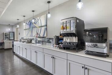 هتل Best Western Plus Midamerica