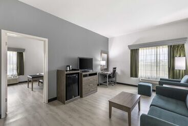هتل Best Western Plus Midamerica