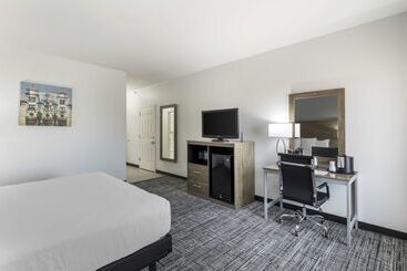 هتل Best Western Plus Midamerica