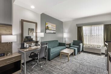 هتل Best Western Plus Midamerica