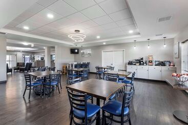 هتل Best Western Plus Midamerica