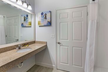 هتل Best Western Plus Midamerica