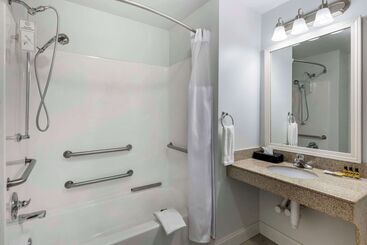 هتل Best Western Plus Midamerica