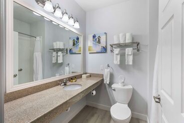 هتل Best Western Plus Midamerica