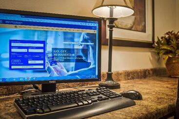 هتل Best Western Plus Midamerica