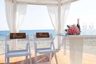 Boutique 5 Hotel & Spa   Adults Only