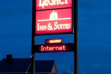 هتل Cody Legacy Inn & Suites