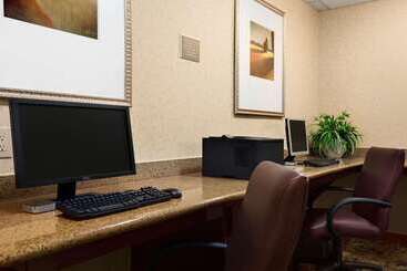 هتل Country Inn & Suites By Radisson, College Station, Tx