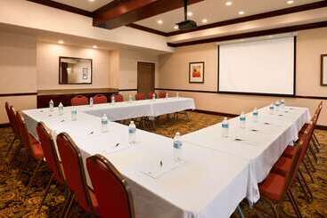 هتل Country Inn & Suites By Radisson, College Station, Tx
