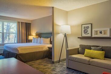 هتل Country Inn & Suites By Radisson, Doswell Kings Dominion , Va
