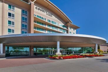 فندق Courtyard Omaha La Vista