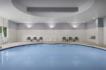 هتل Embassy Suites Atlanta   Kennesaw Town Center