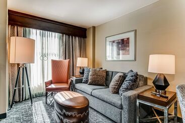 هتل Embassy Suites Atlanta   Kennesaw Town Center