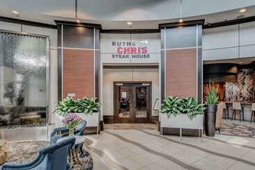 هتل Embassy Suites Atlanta   Kennesaw Town Center