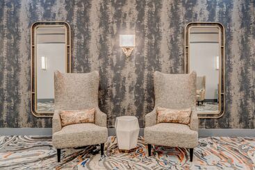 هتل Embassy Suites Atlanta   Kennesaw Town Center