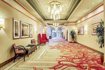 هتل Embassy Suites Atlanta   Kennesaw Town Center