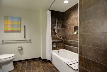 هتل Hilton Columbus Downtown