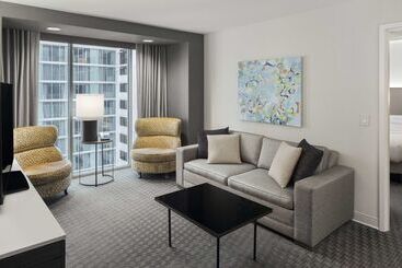 هتل Hilton Columbus Downtown